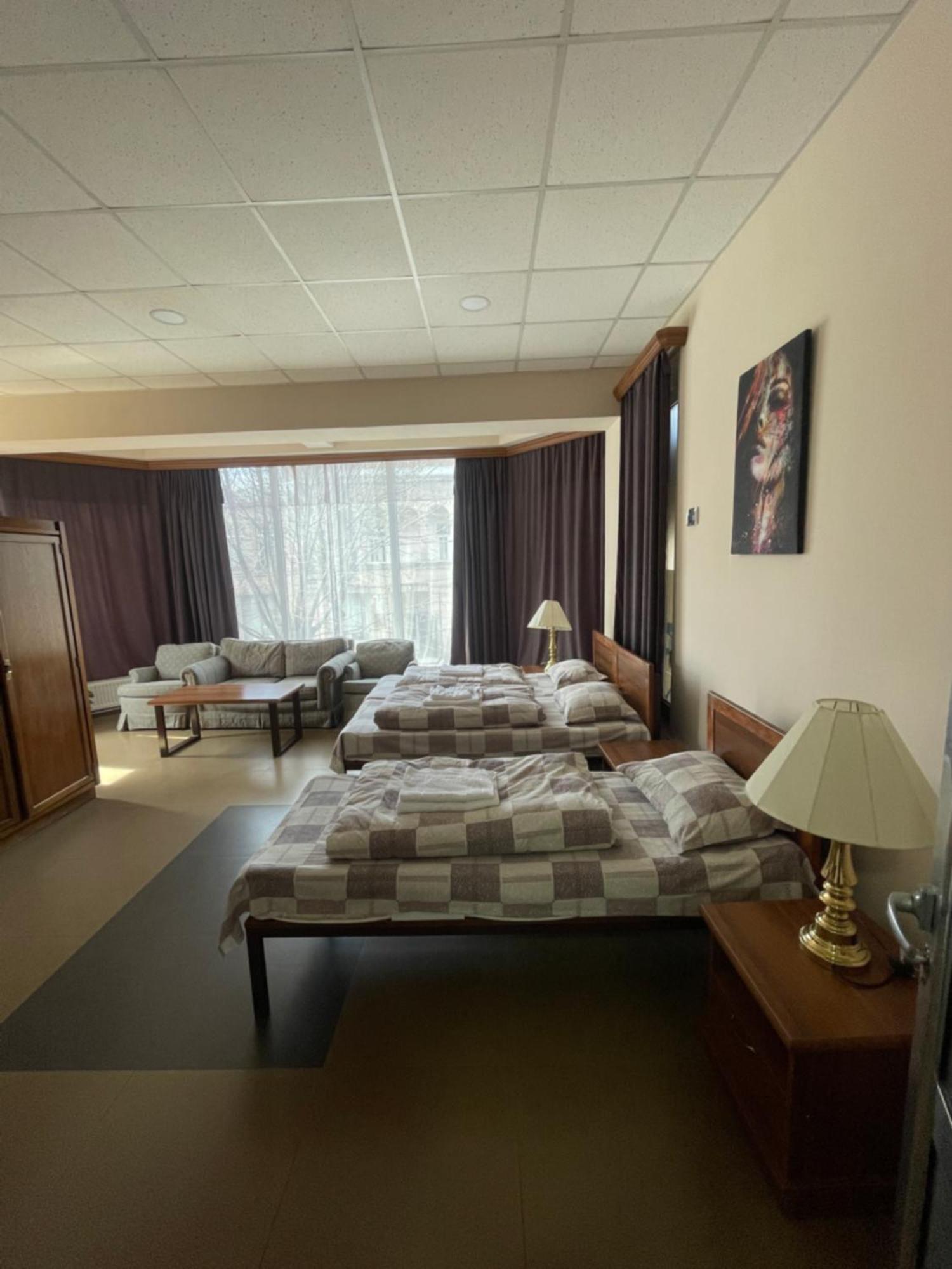 Downtown B&B Vanadzor Kültér fotó