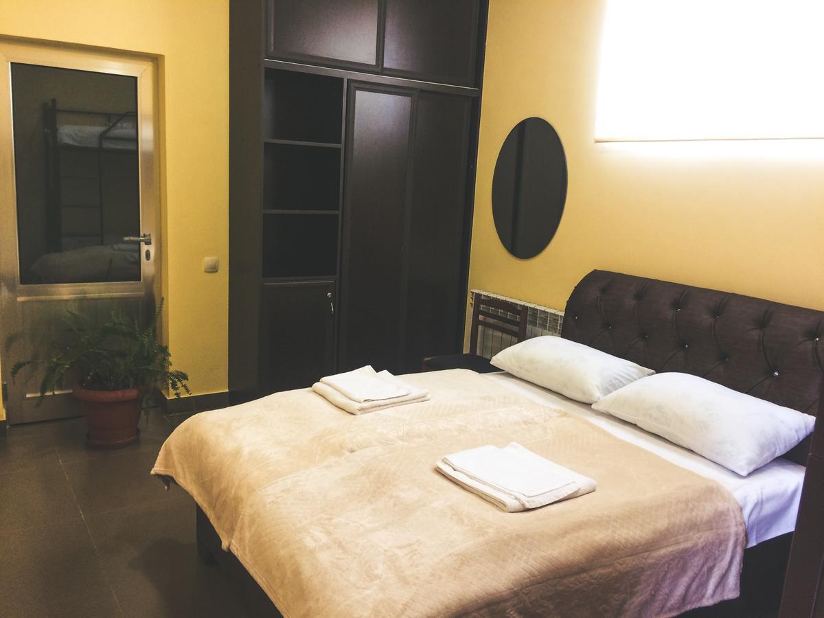 Downtown B&B Vanadzor Kültér fotó