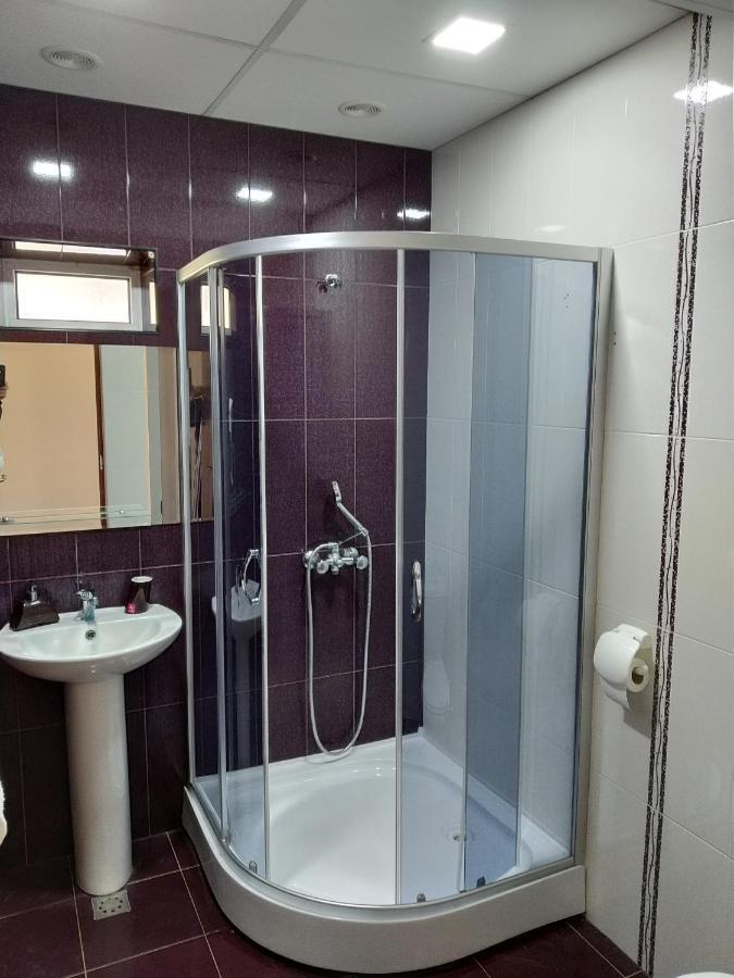 Downtown B&B Vanadzor Kültér fotó
